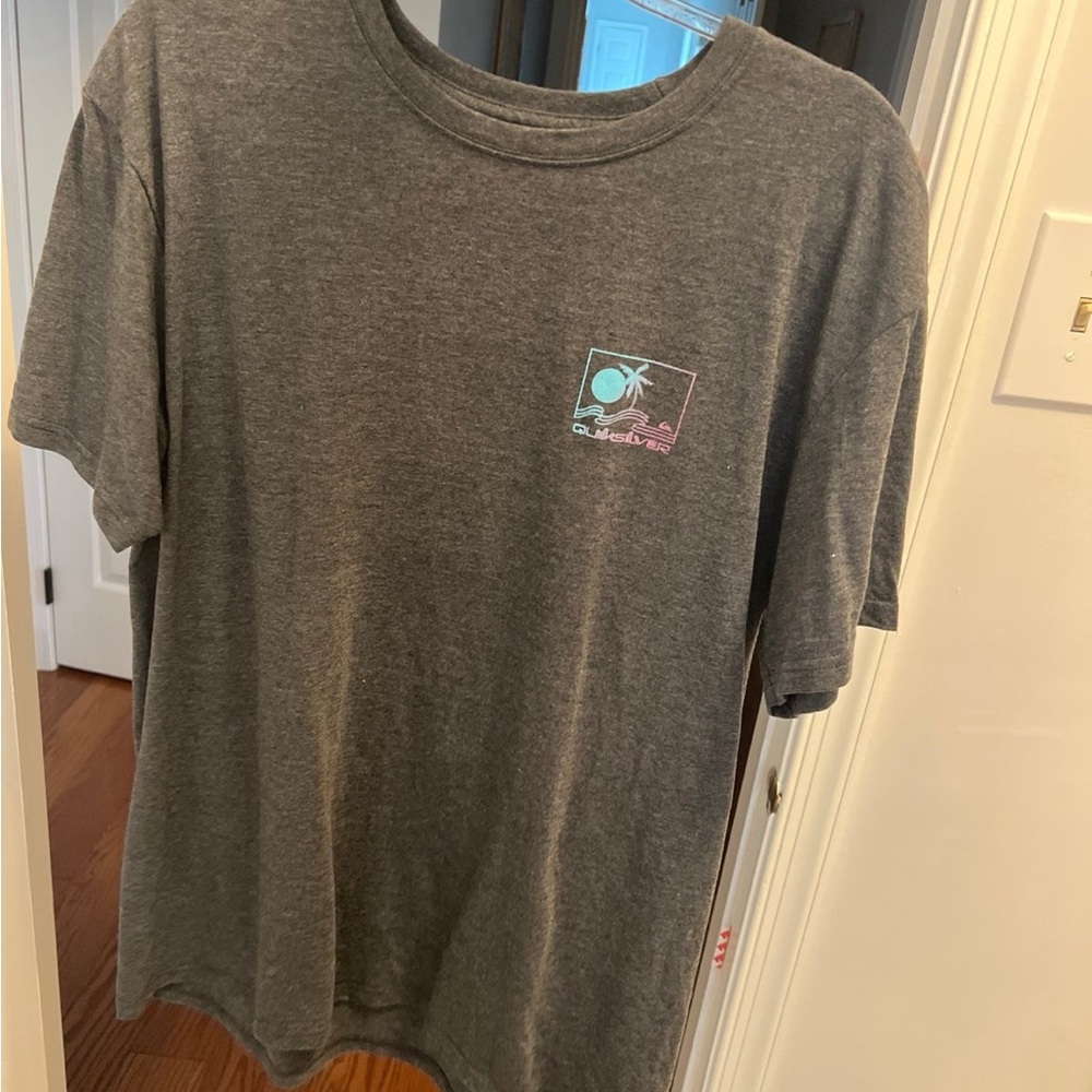 QuikSilver T-Shirt